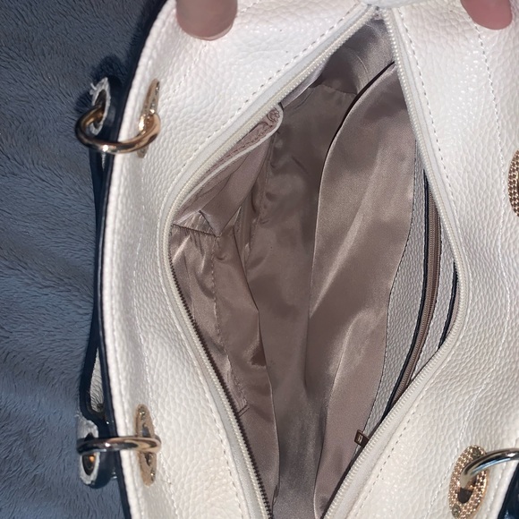 White & Gold Rhinestone Bag - Picture 11 of 13